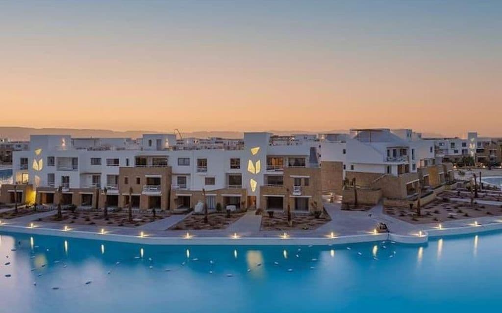 سوان ليك 